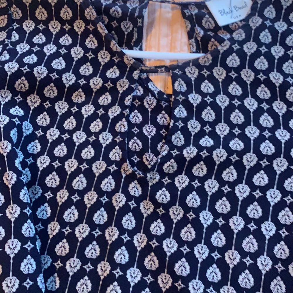 Pattern Dress - Picture 2 of 3